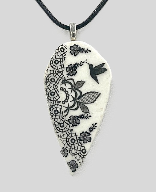 Black and White Flower Hummingbird Necklace