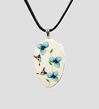 Pretty Blue Flower Hummingbird Necklace
