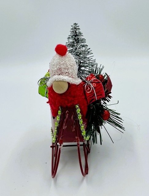 Mini Gnome Sleigh w/Tree & Presents