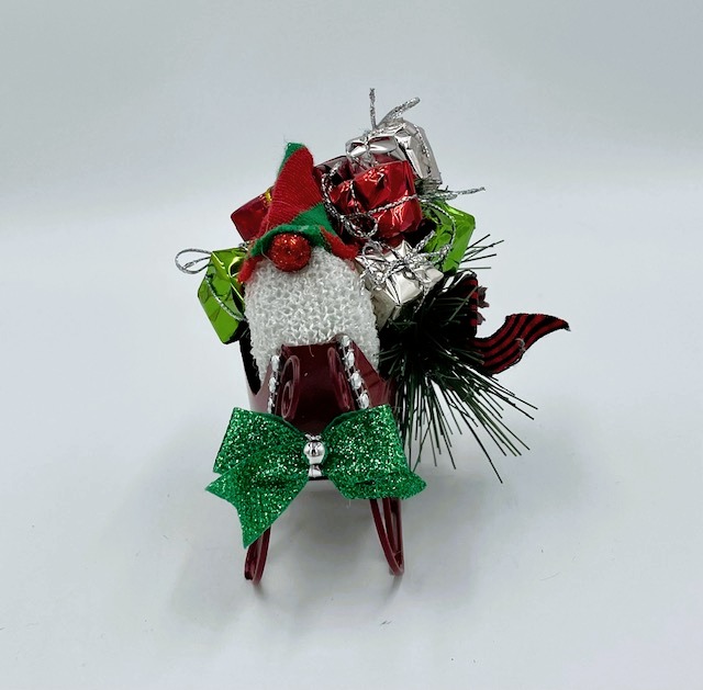 Mini Gnome Sleigh w/Presents