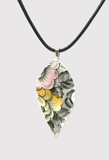 Mixed Flower Leaf Necklace