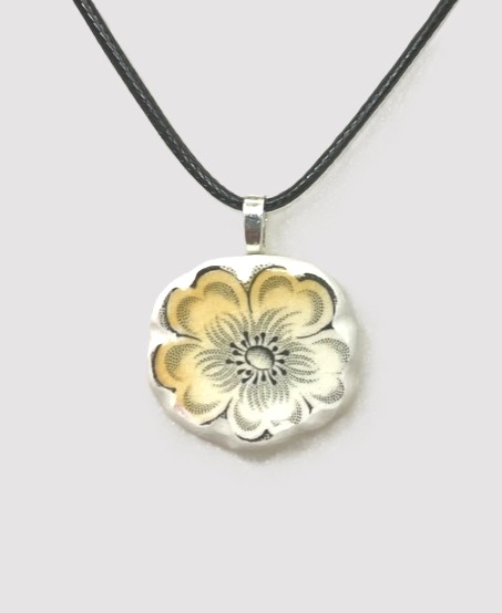 Cute Yellow Flower Necklace