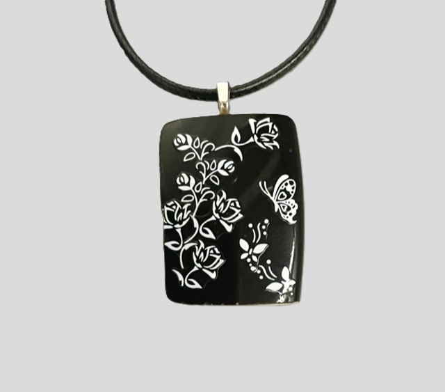 Pretty Black and White Roses Hummingbird Necklace