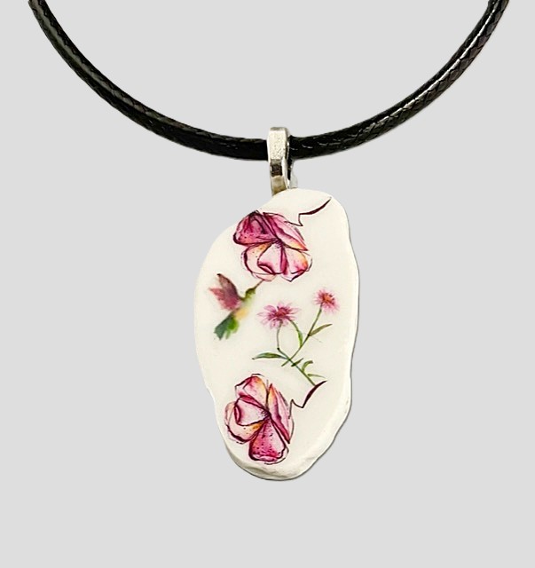 Pretty Pink Flower Hummingbird Necklace