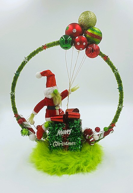 Merry Christmas Grinch Arrangement